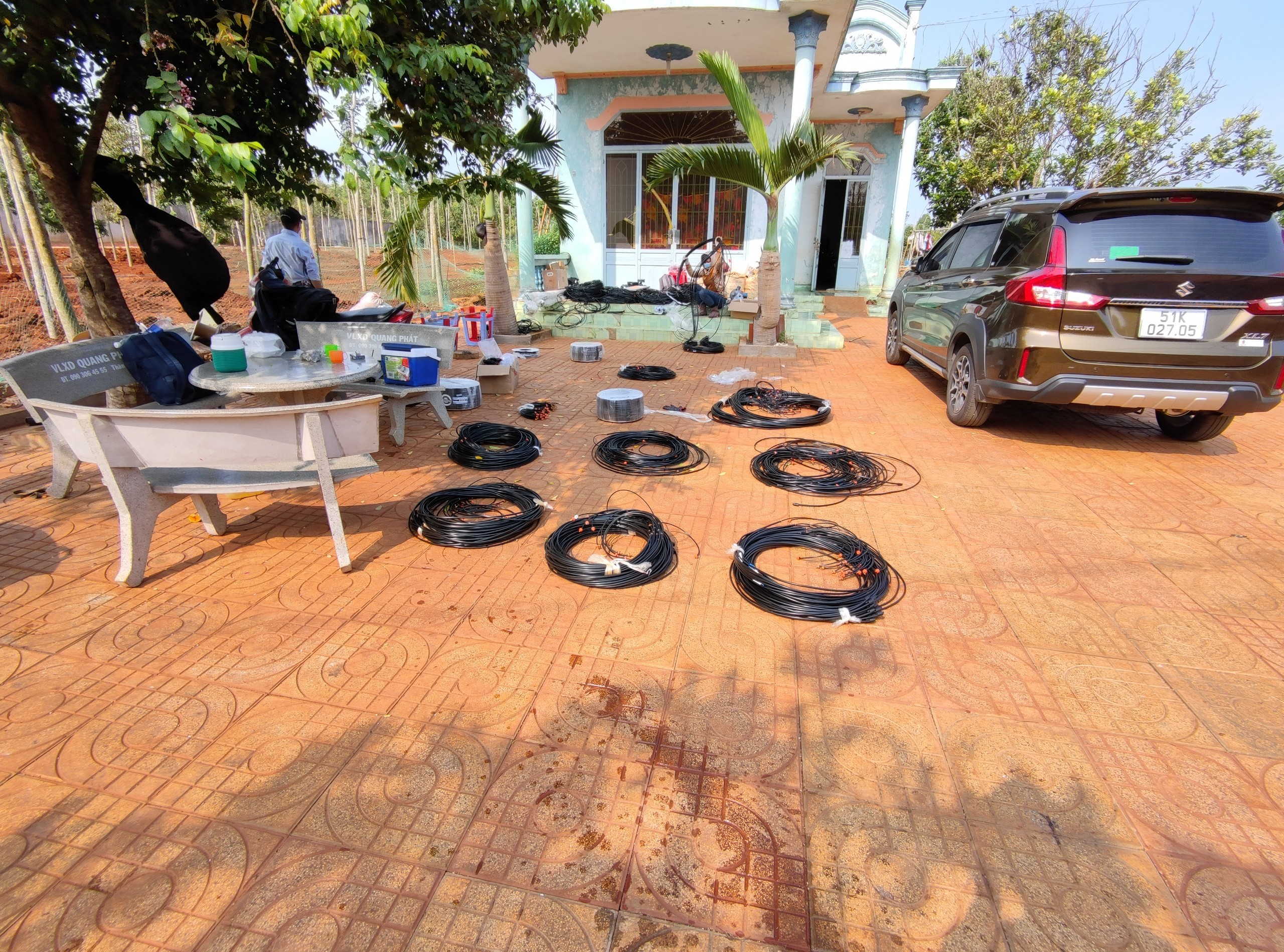 Hệ thống tưới nhỏ giọt cho Farmstay Sông Xoài